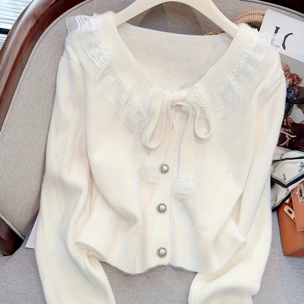Elegant White Cardigan with Lace Details